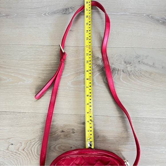 Judith Leiber Red Quilted Crossbody Bag with Diamond Pattern Kid leather - Picture 9 of 14